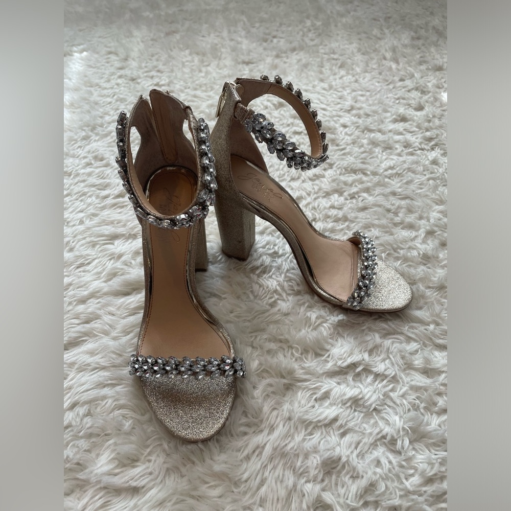 Jewel Badgley Mischka Mayra Ankle Strap Evening Shoe - gold glitter - Picture 2 of 8